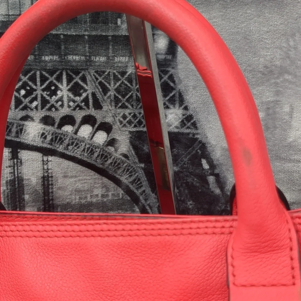 kate spade this stylish